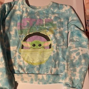 Baby yoda tie dye sweater size S in multi colors in great condition